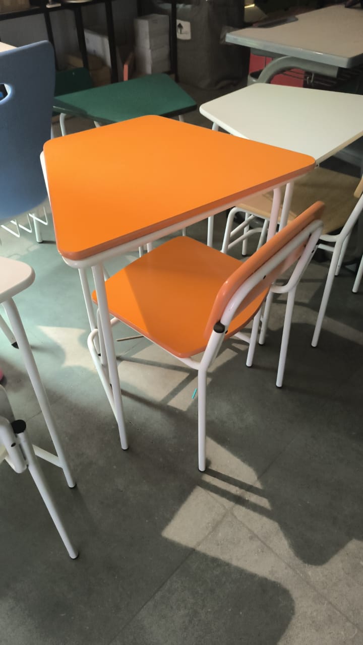 Round Table & Chairs | Kids Wooden Beachwood Study Set with 4 Chairs