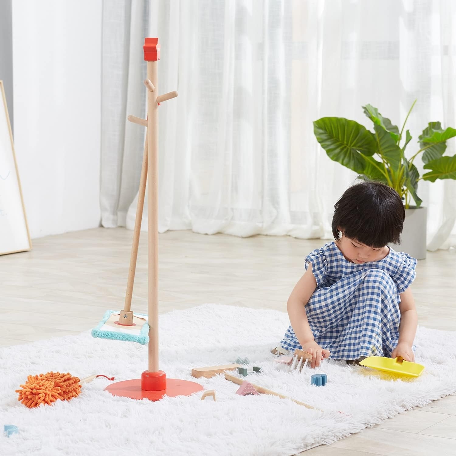 Wooden Cleaning Tool Set | Kids Pretend Play Housekeeping Toy Set